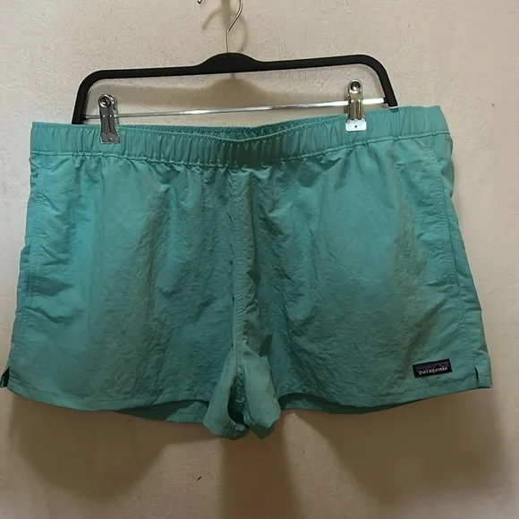 Patagonia Women’s Early Teal Barely Baggies Shorts 2 1/2” Size XL - Picture 6 of 10